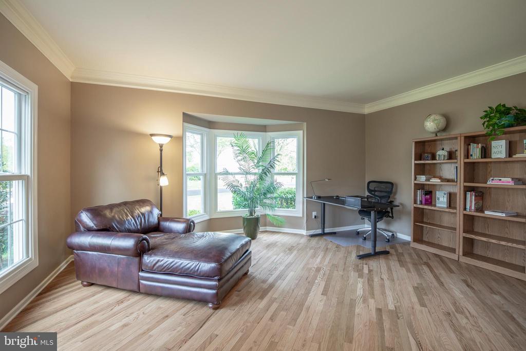 4099 PIERCE LANE
