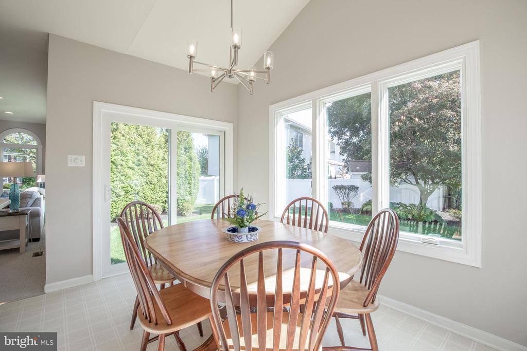 4099 PIERCE LANE