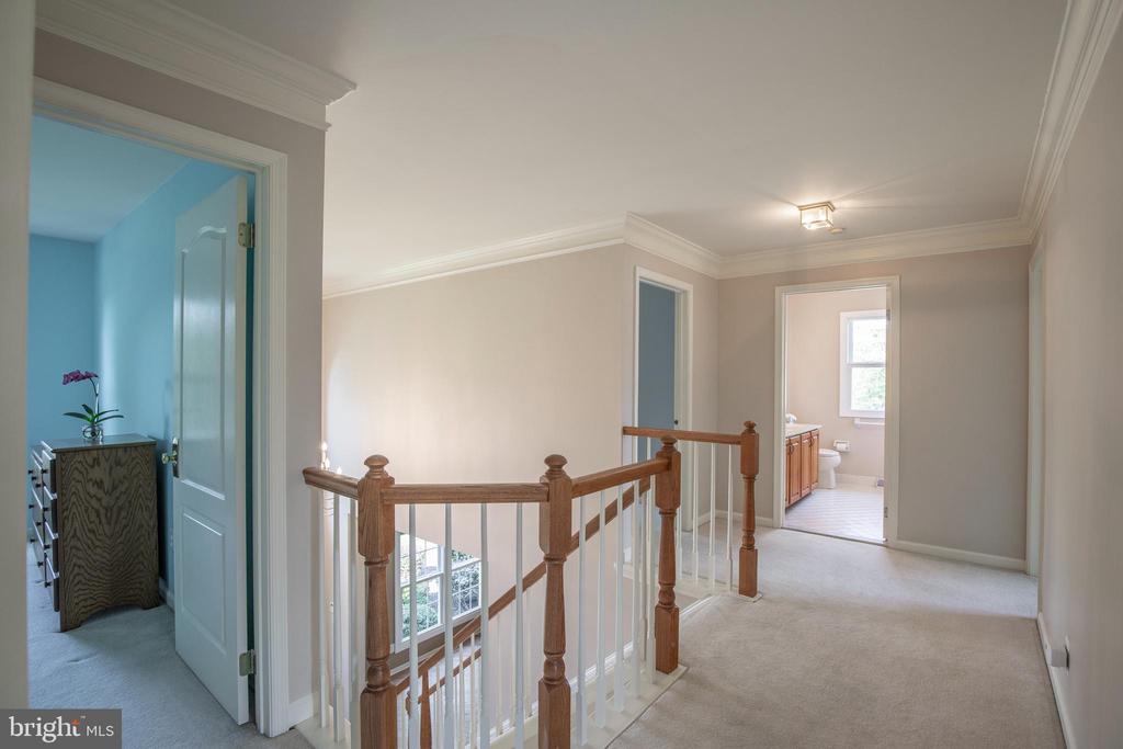 4099 PIERCE LANE