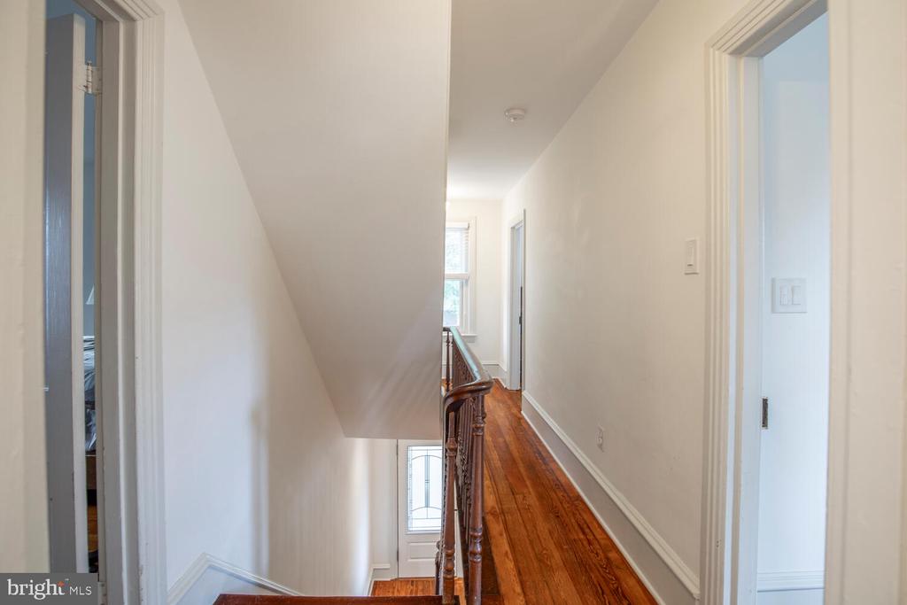 121 COTTAGE STREET