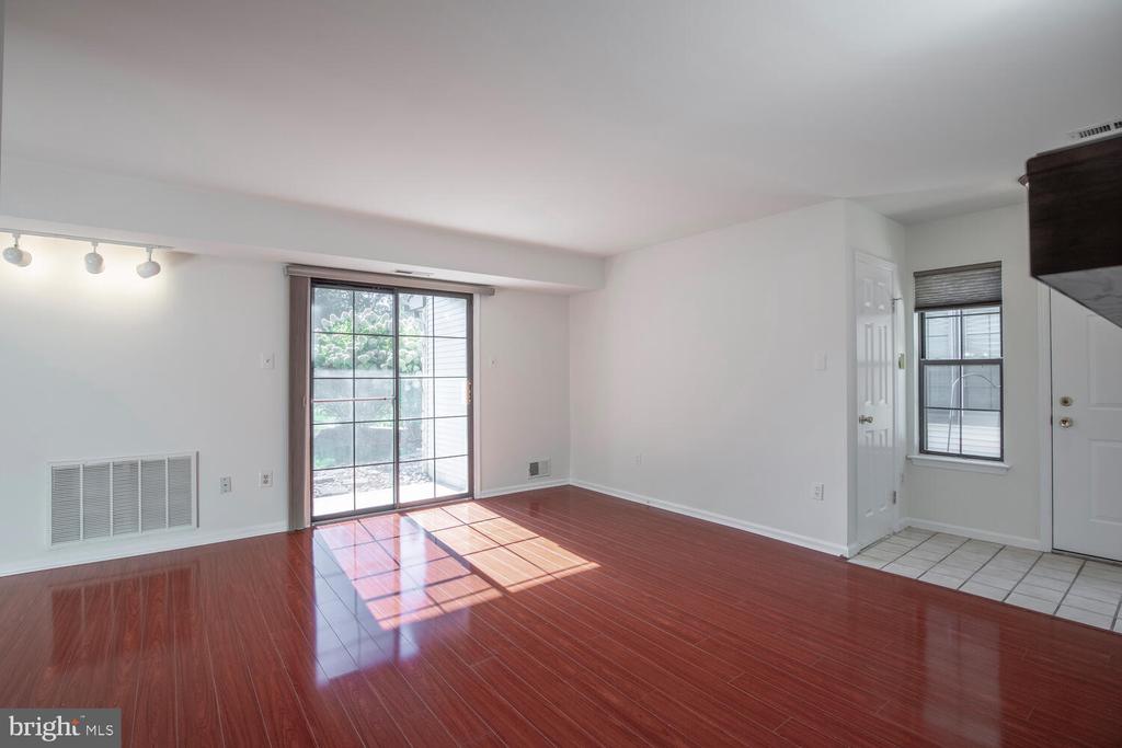 223 SASSAFRAS COURT