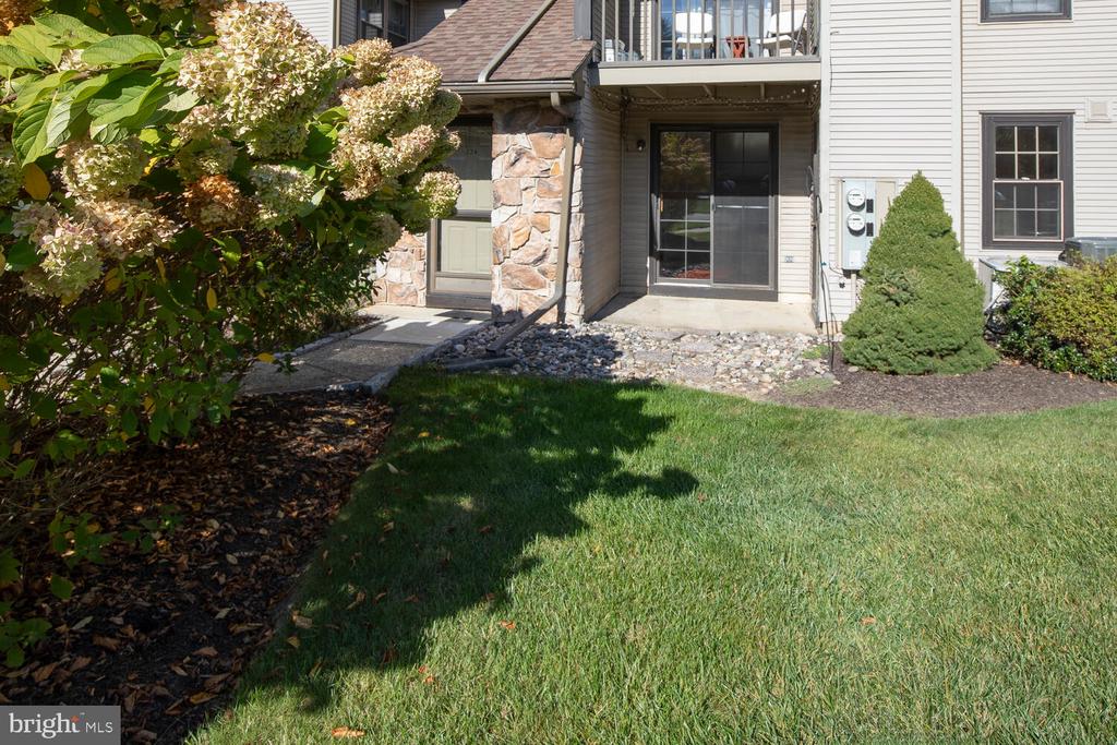 223 SASSAFRAS COURT