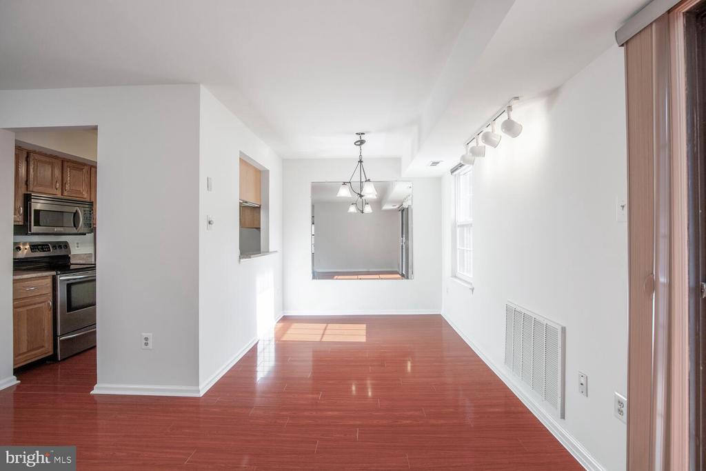 223 SASSAFRAS COURT