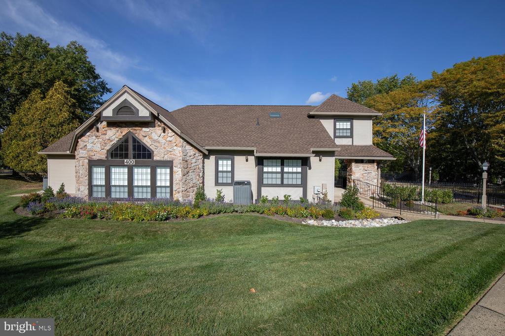 223 SASSAFRAS COURT