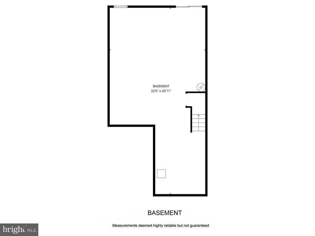 425 ELM CIRCLE
