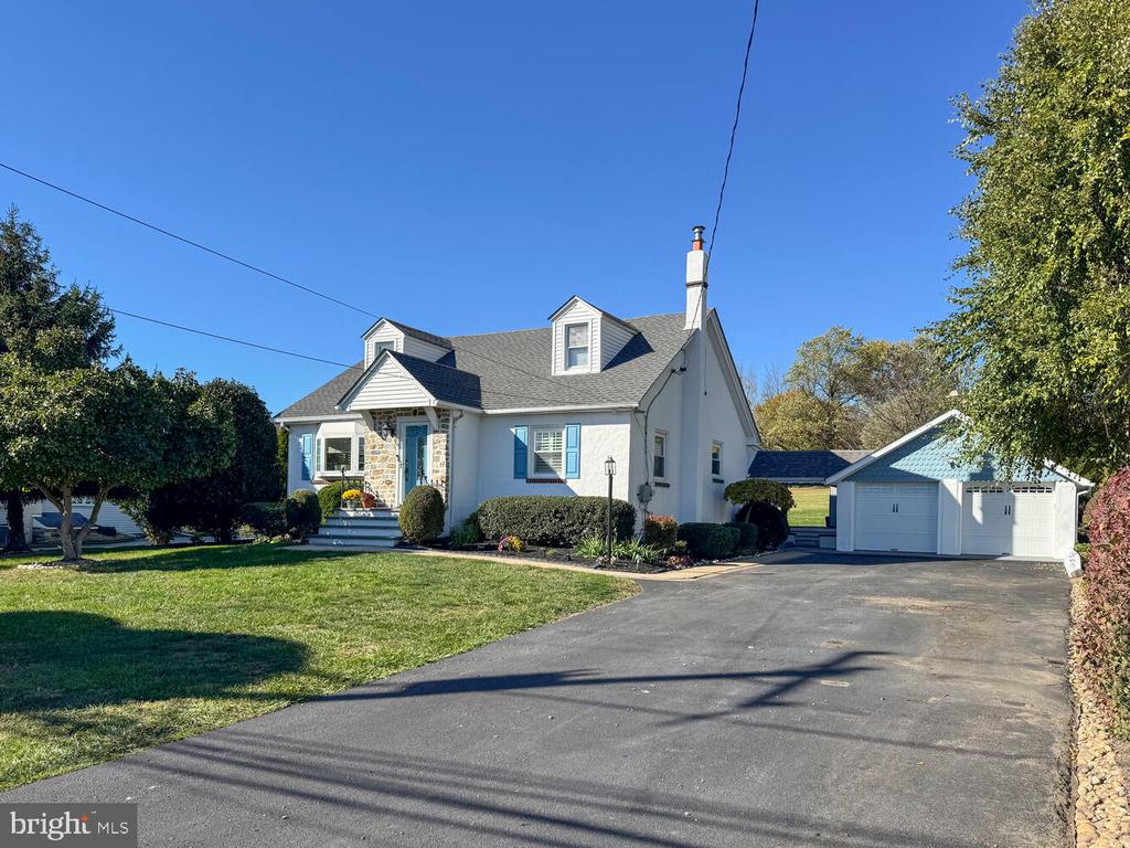117 MAPLE AVENUE