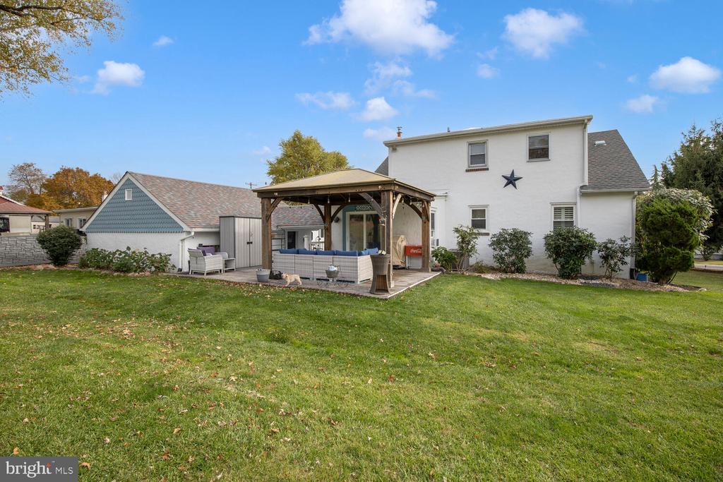 117 MAPLE AVENUE