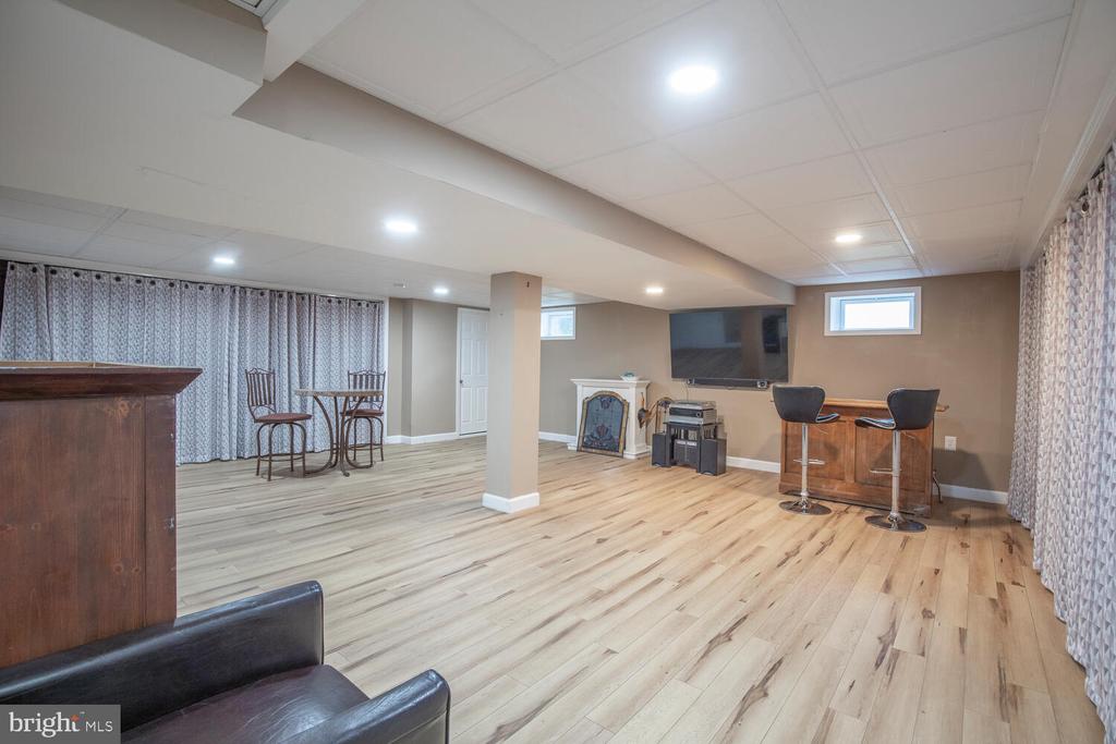 117 MAPLE AVENUE