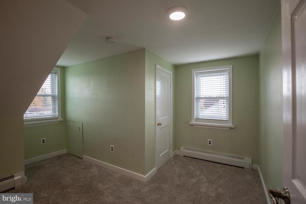 117 MAPLE AVENUE