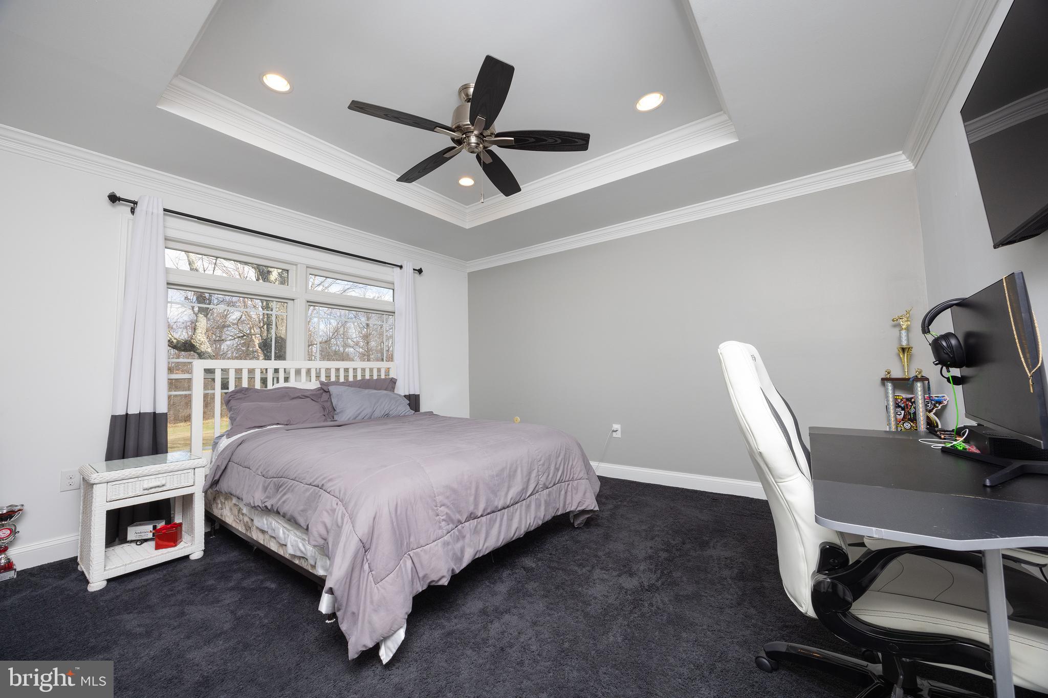 6469 GROVELAND ROAD