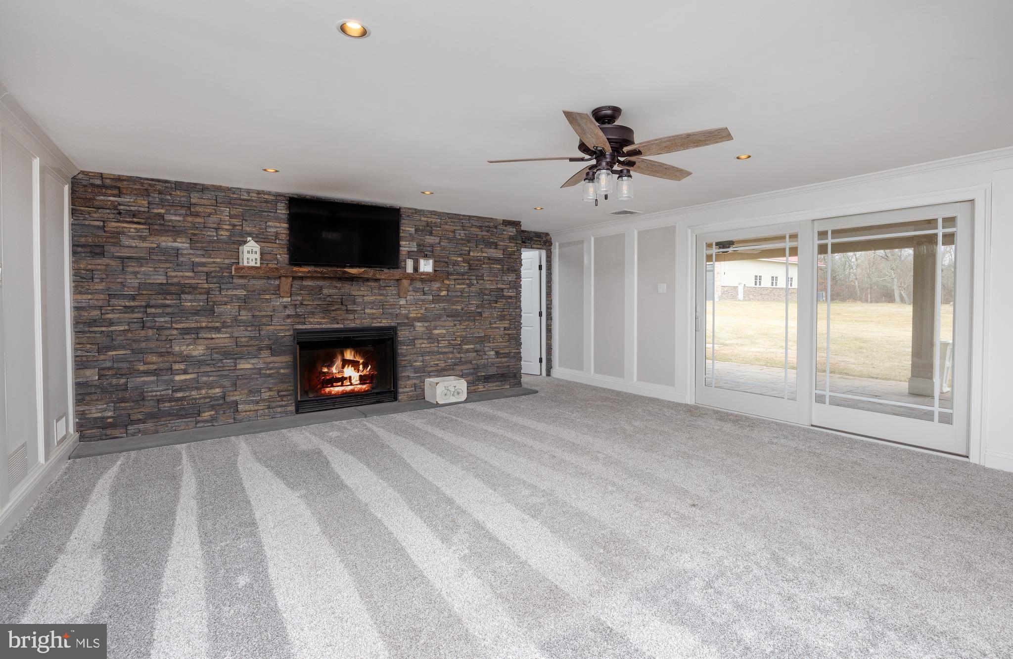 6469 GROVELAND ROAD