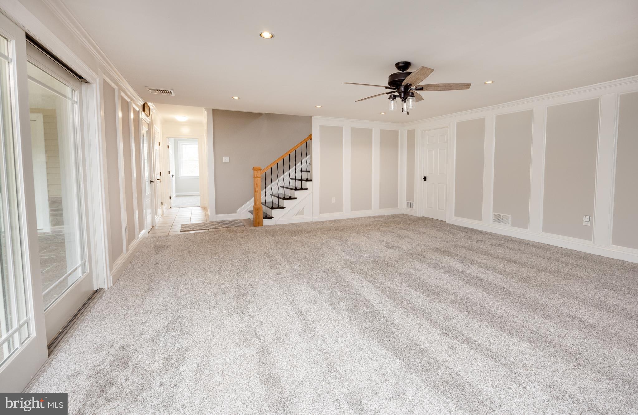 6469 GROVELAND ROAD