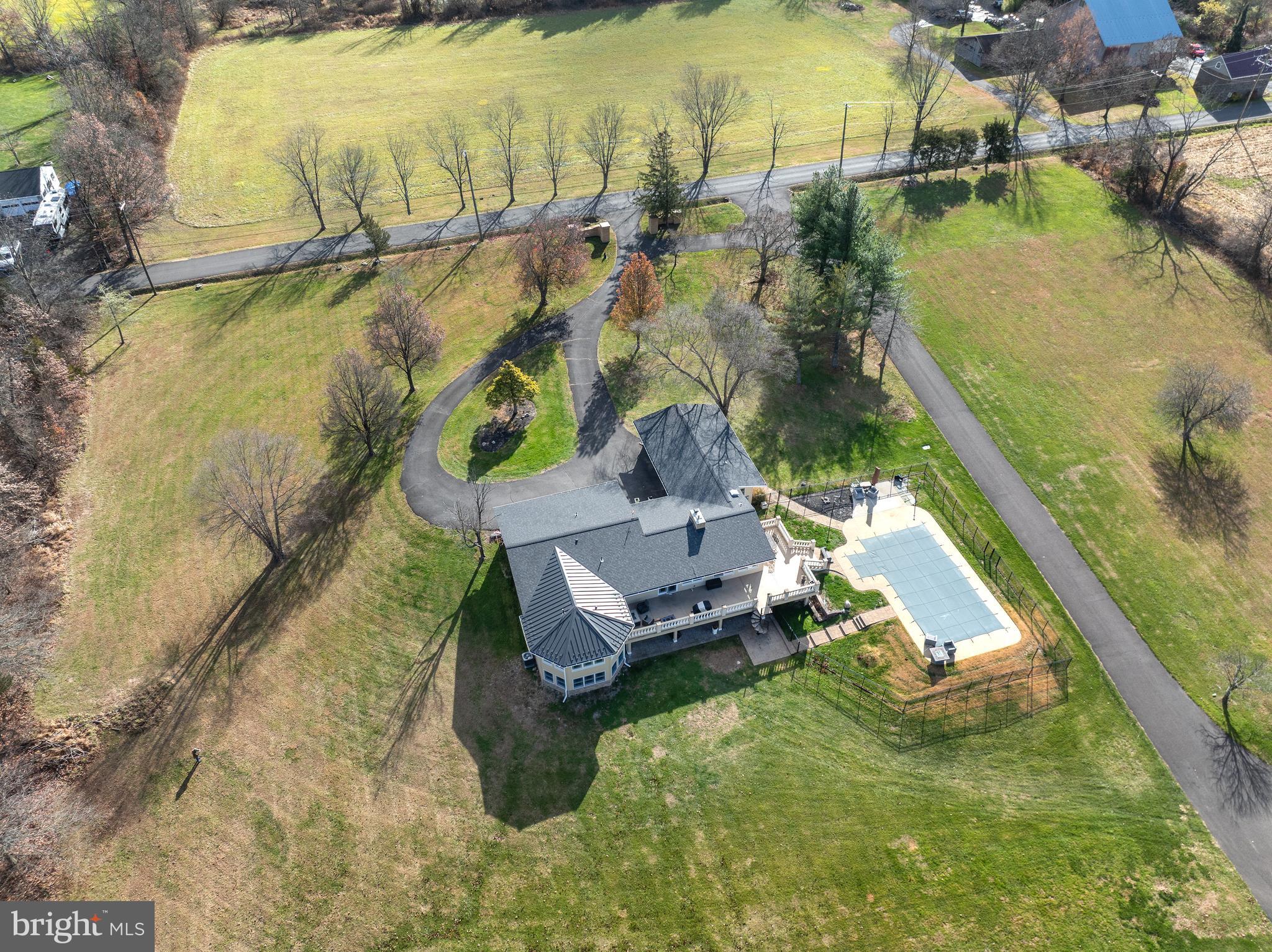 6469 GROVELAND ROAD