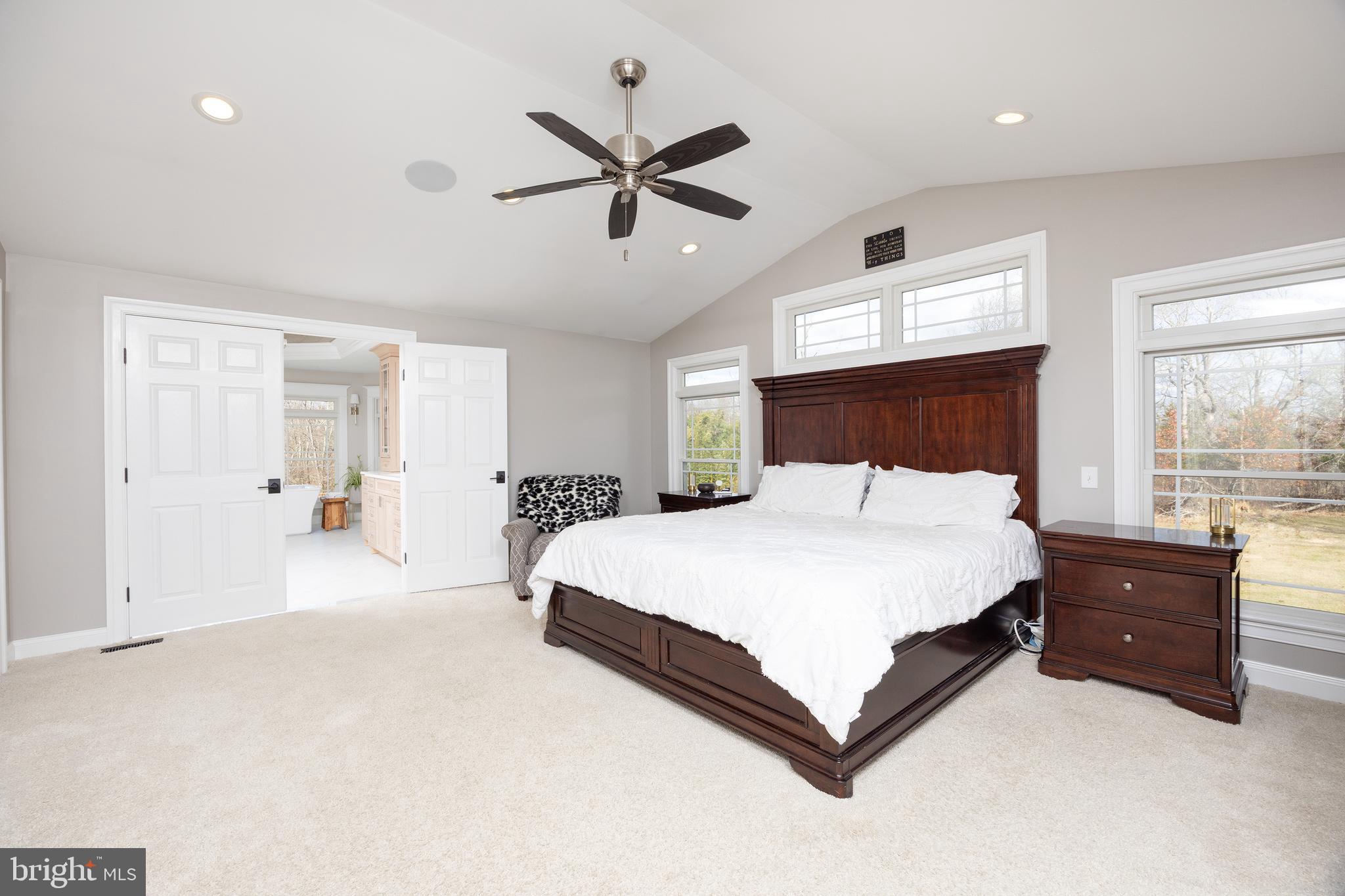 6469 GROVELAND ROAD
