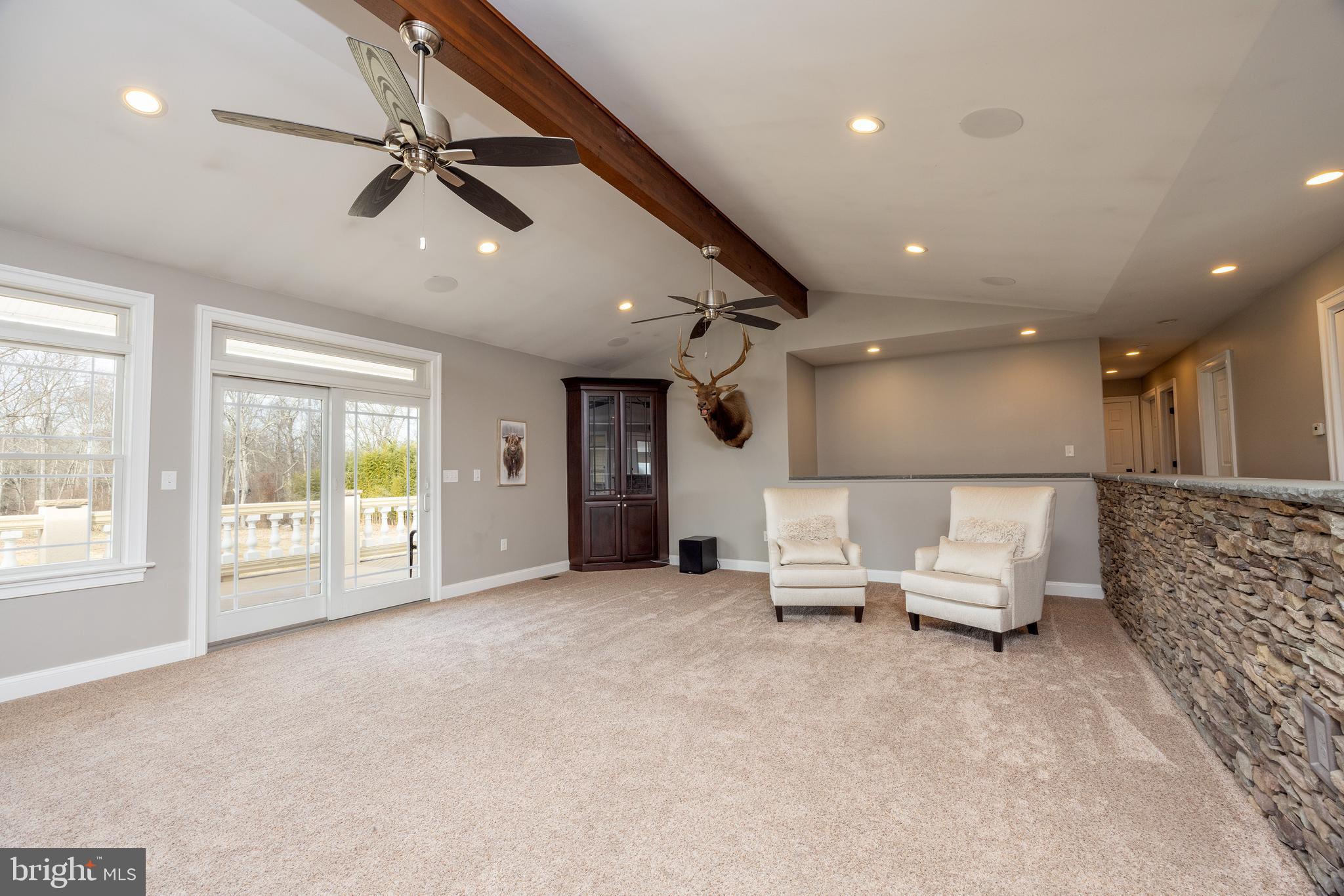 6469 GROVELAND ROAD