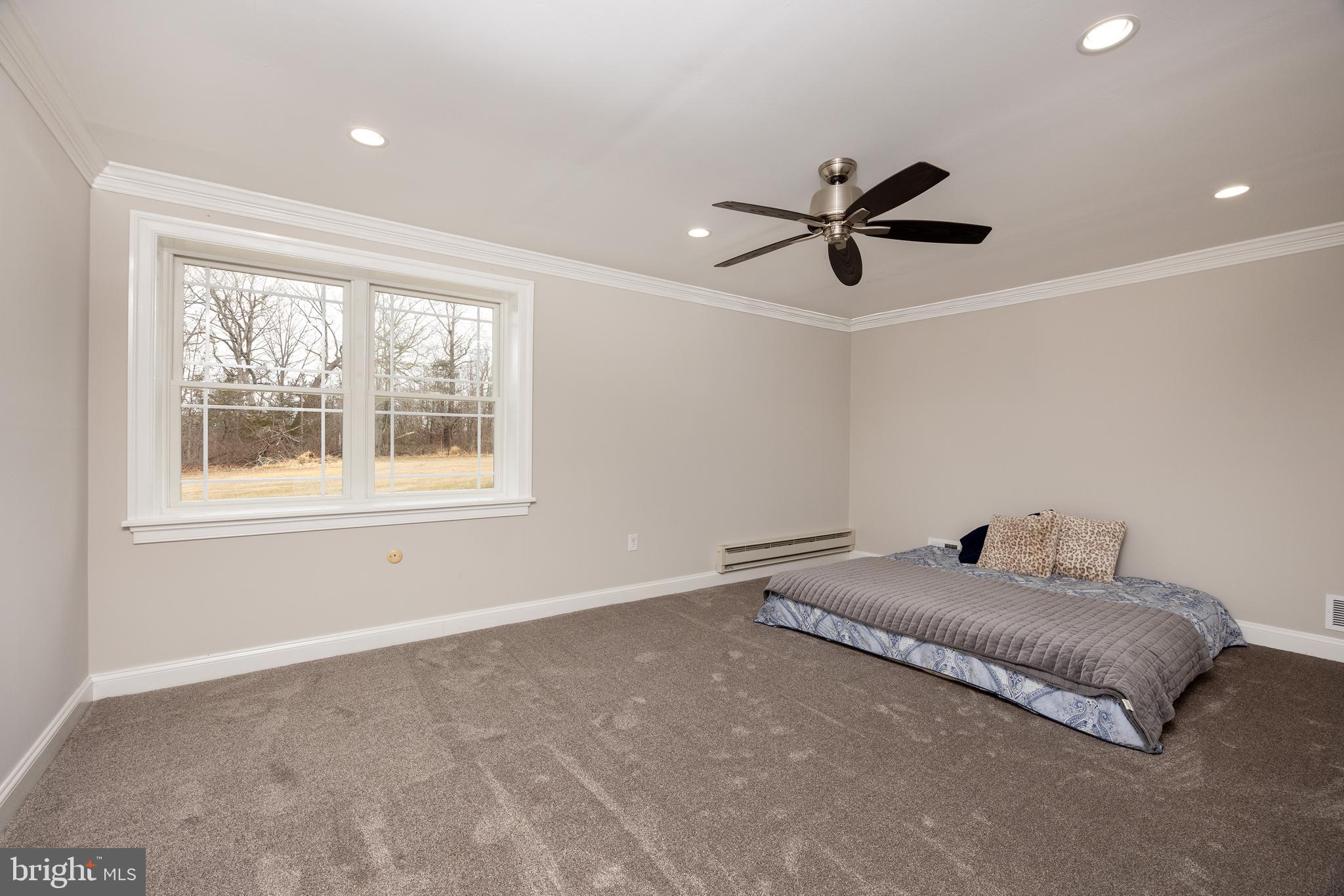 6469 GROVELAND ROAD