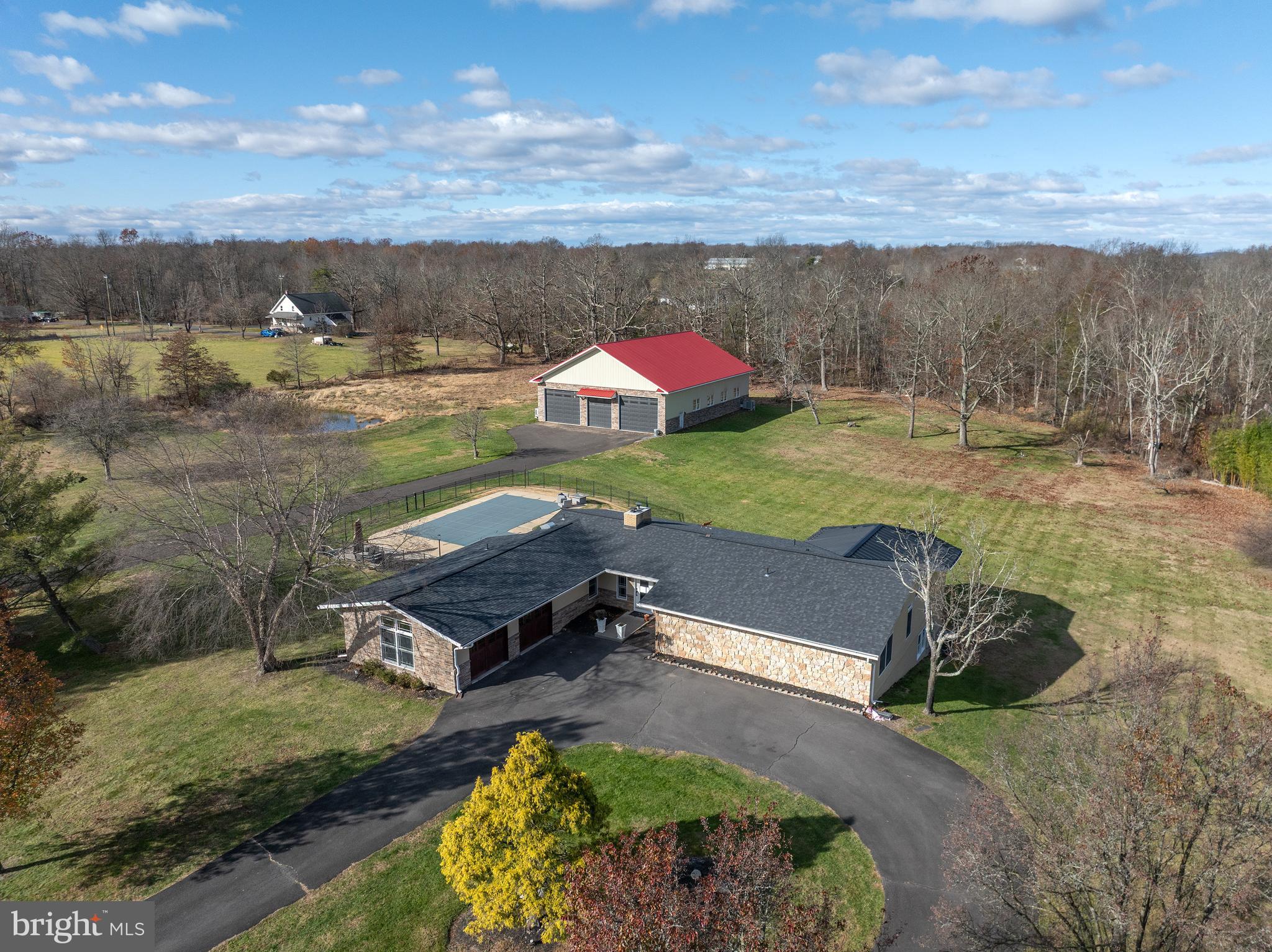 6469 GROVELAND ROAD