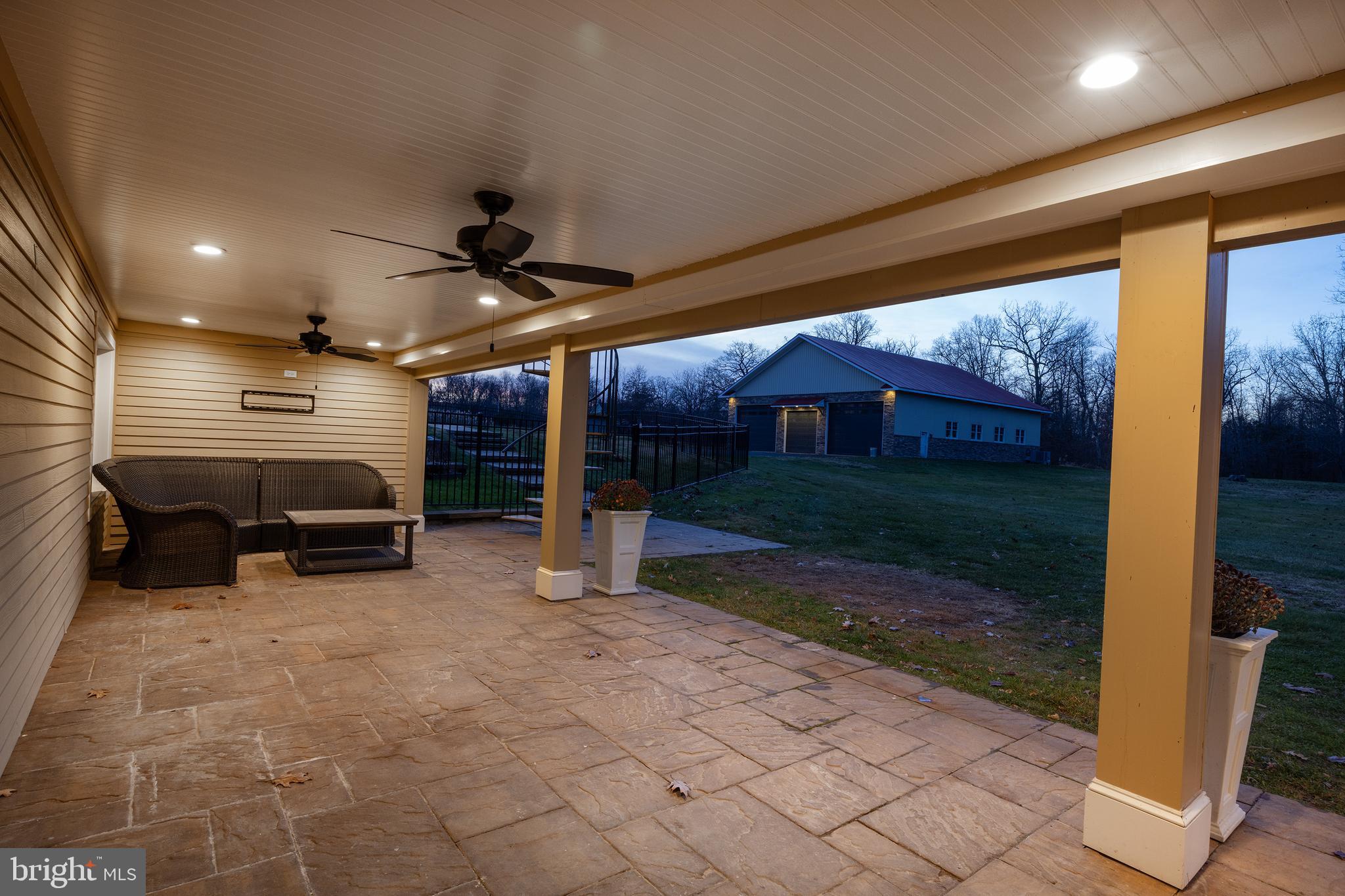 6469 GROVELAND ROAD