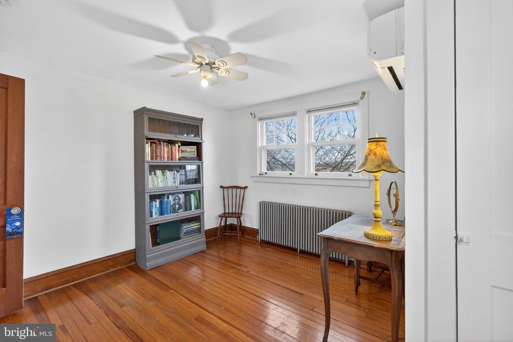 400 W COURT STREET