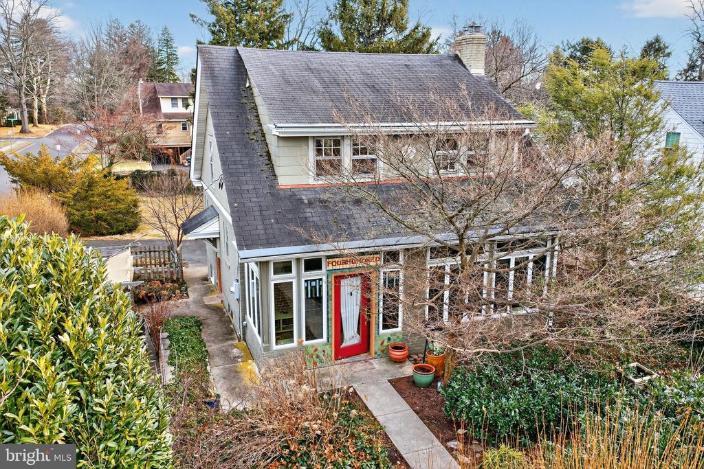 400 W COURT STREET
