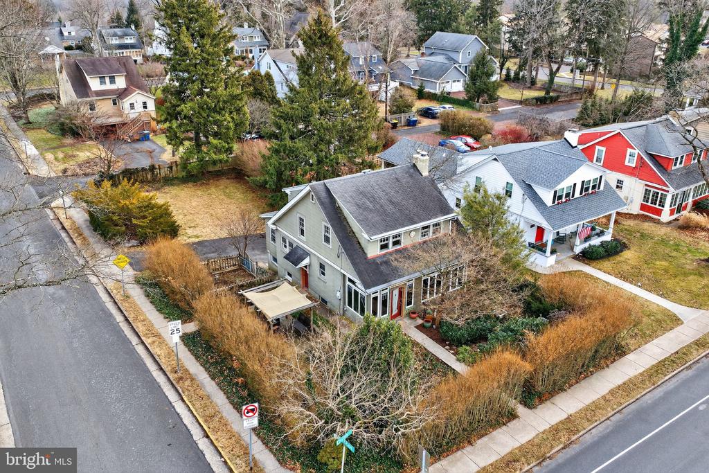 400 W COURT STREET