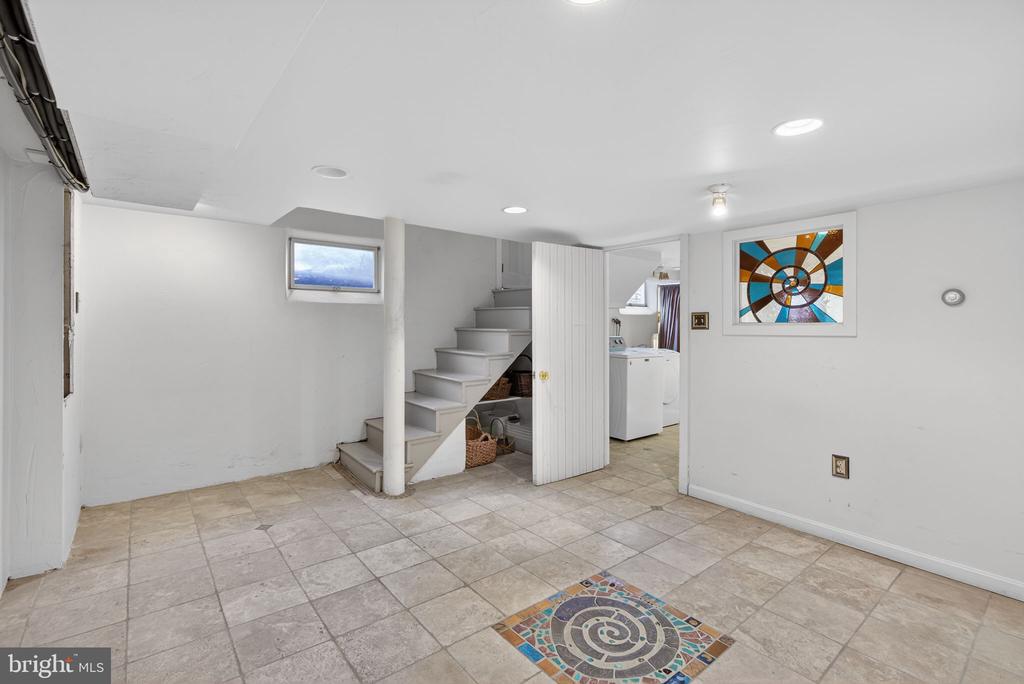 400 W COURT STREET