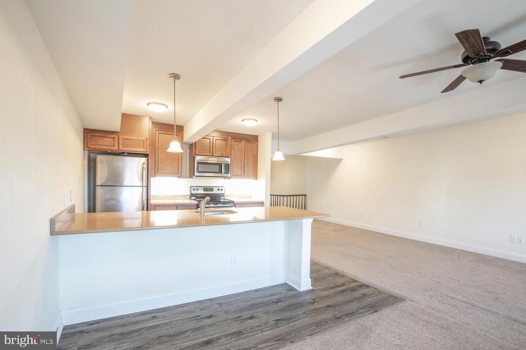 30 W STATE STREET B