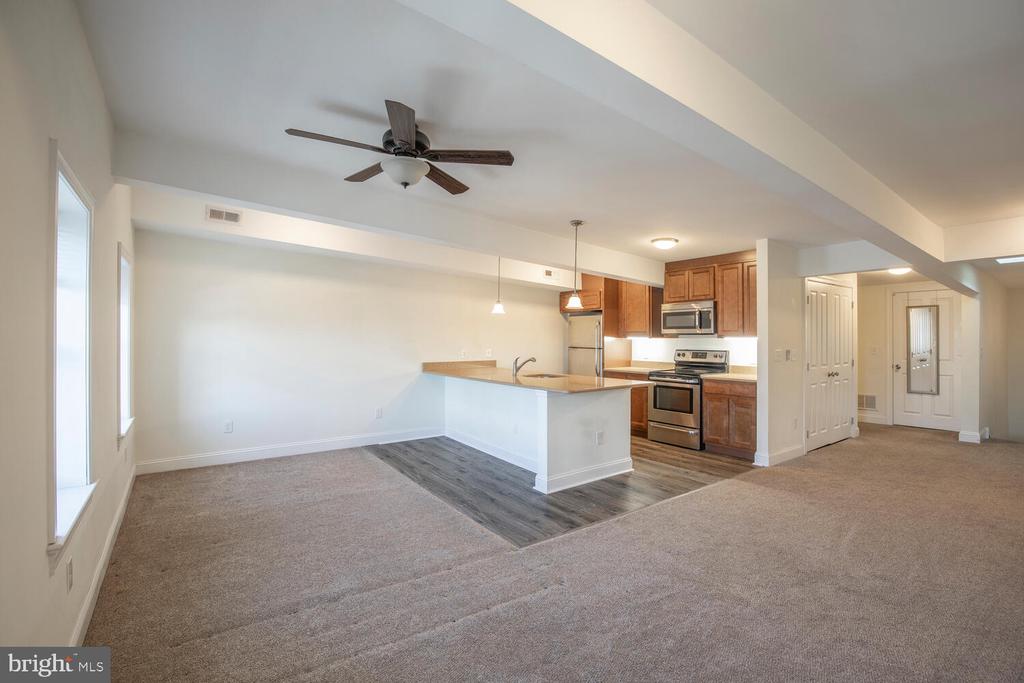30 W STATE STREET B