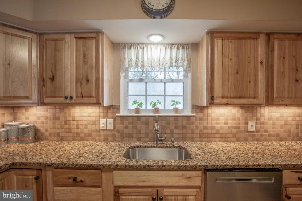 481 REDBUD COURT