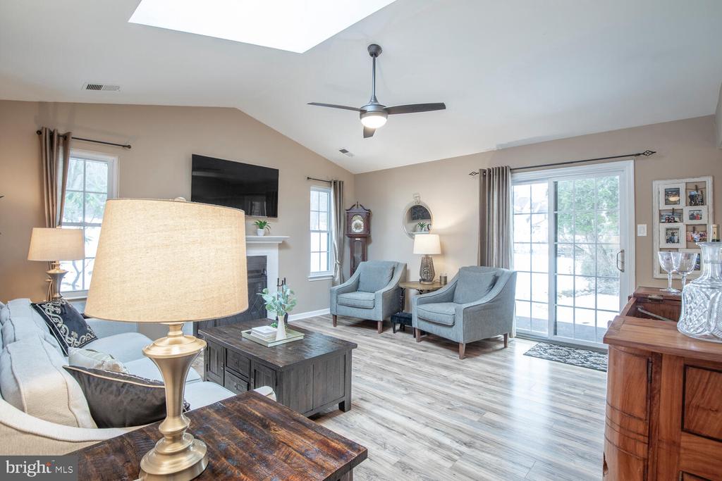 481 REDBUD COURT