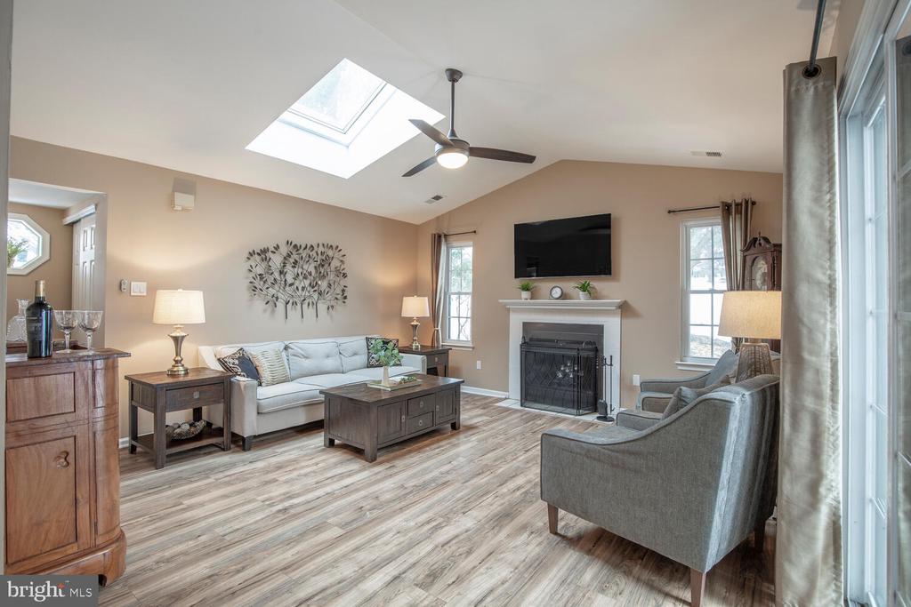 481 REDBUD COURT