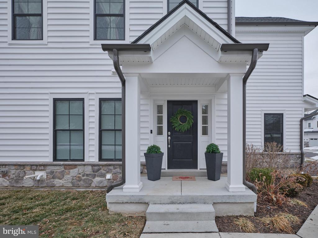508 CARMELA WAY