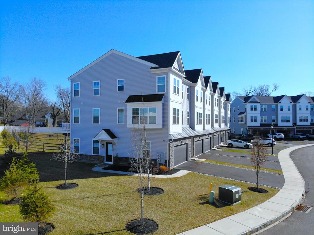 2 WARREN DRIVE