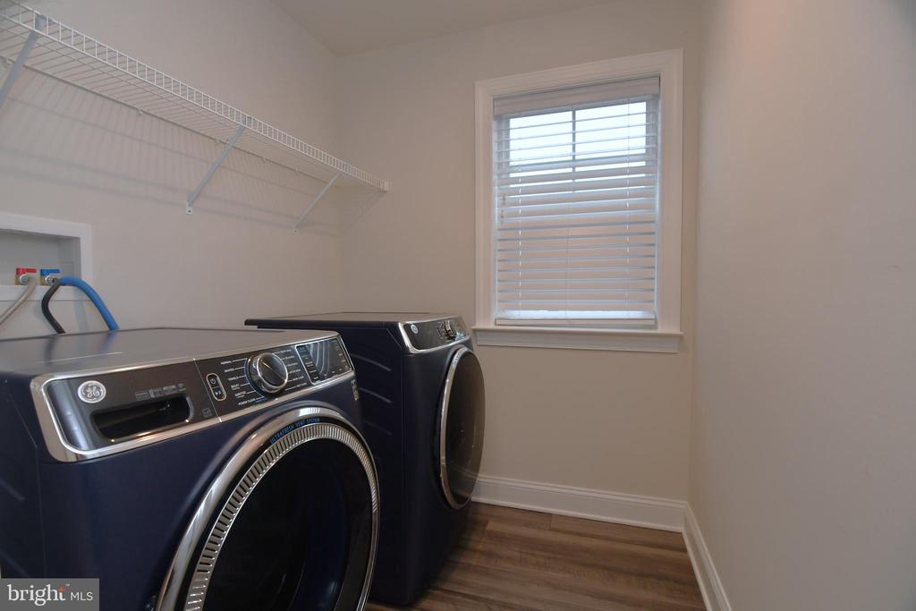 2 WARREN DRIVE