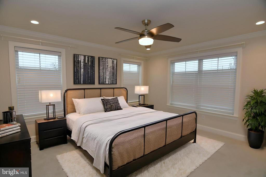 2 WARREN DRIVE