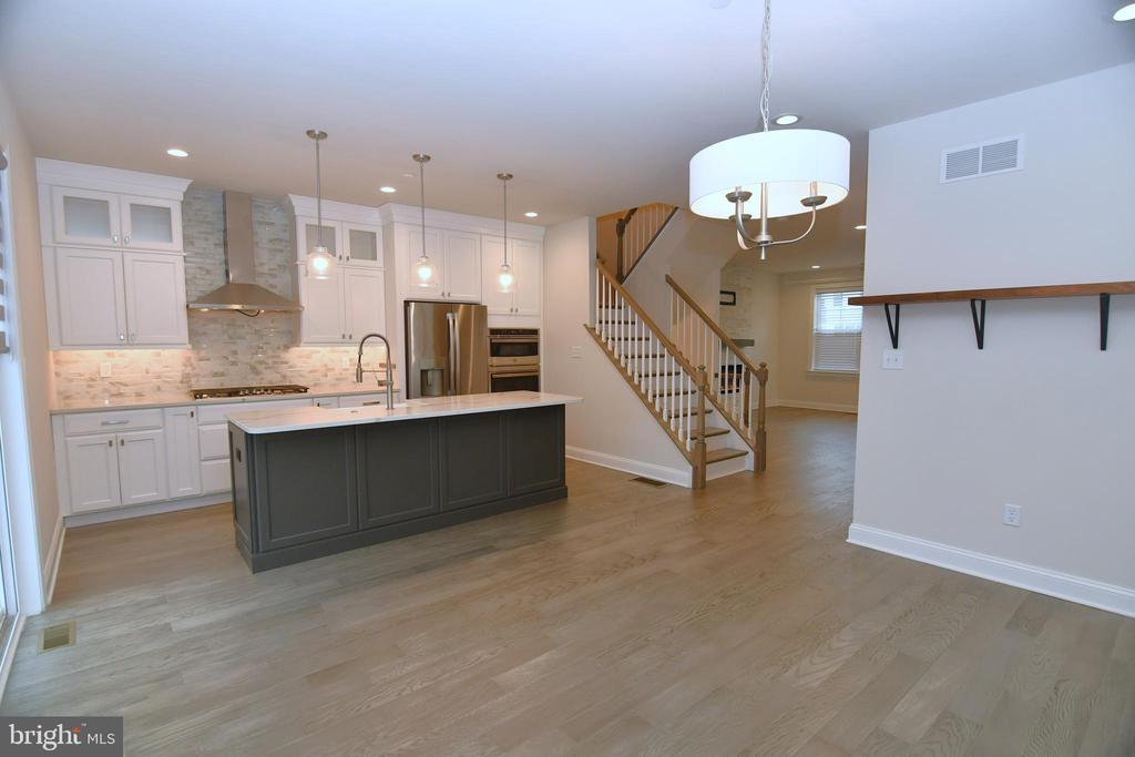 2 WARREN DRIVE