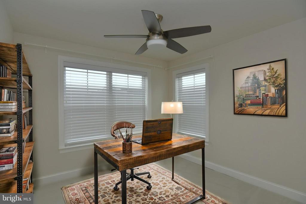 2 WARREN DRIVE