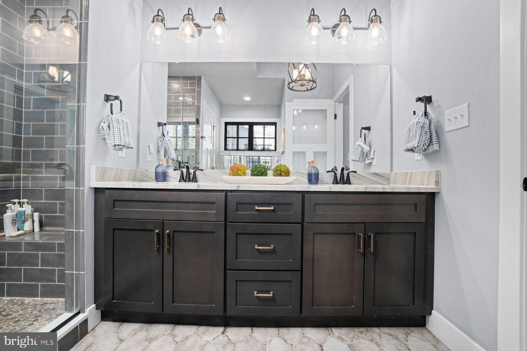 172 LAFAYETTE STREET