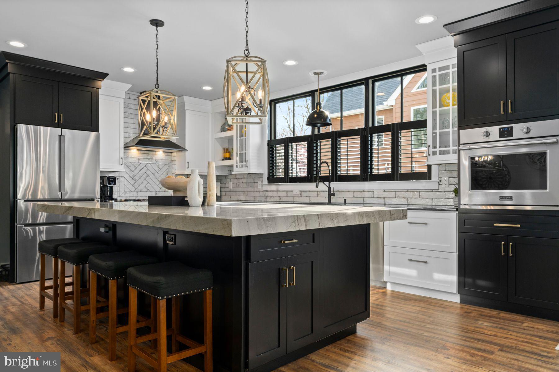 172 LAFAYETTE STREET