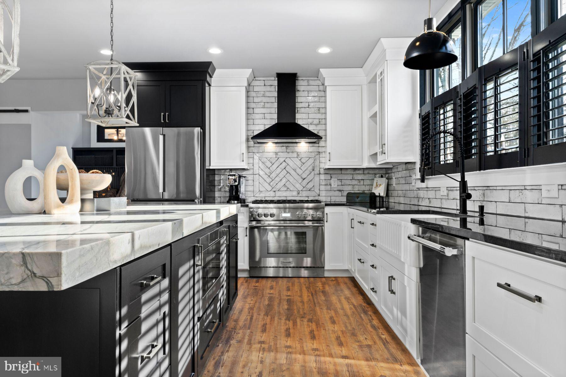 172 LAFAYETTE STREET