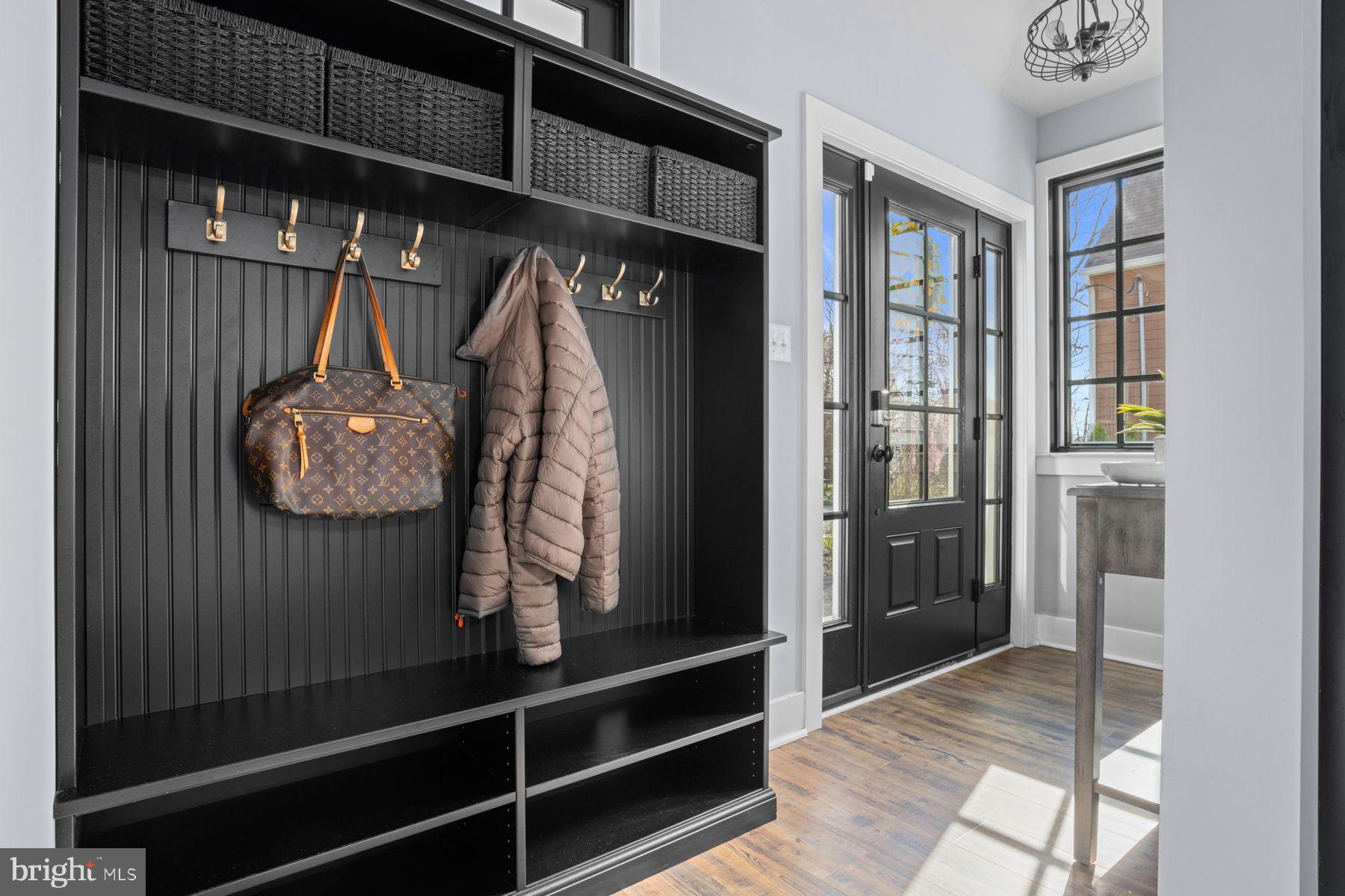 172 LAFAYETTE STREET