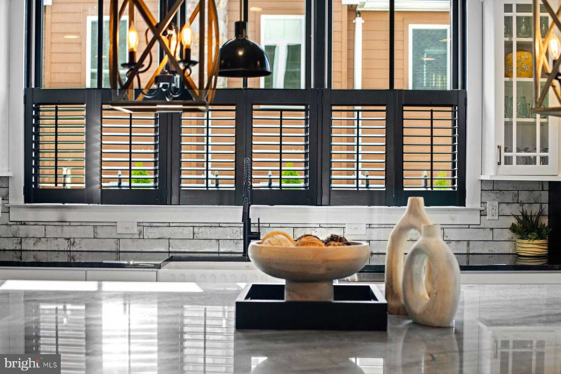 172 LAFAYETTE STREET