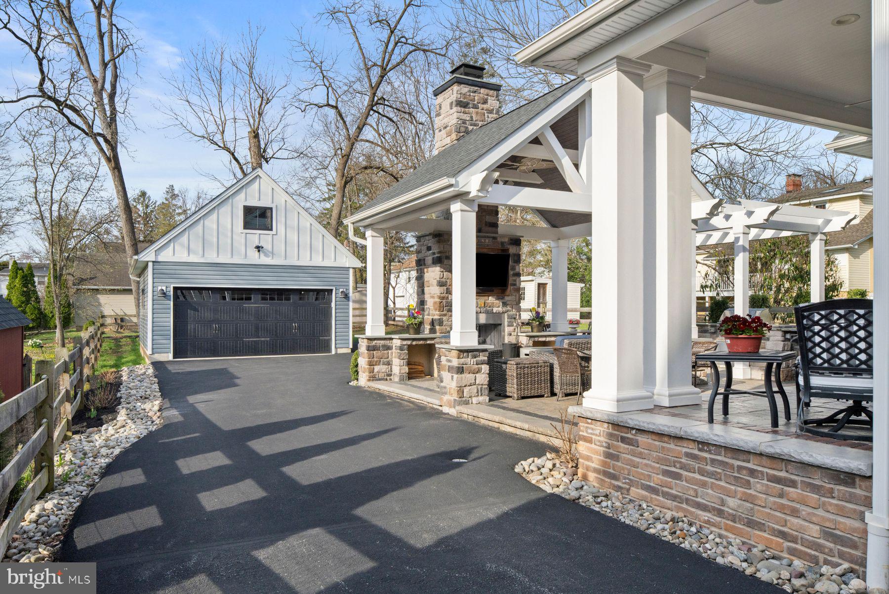 172 LAFAYETTE STREET