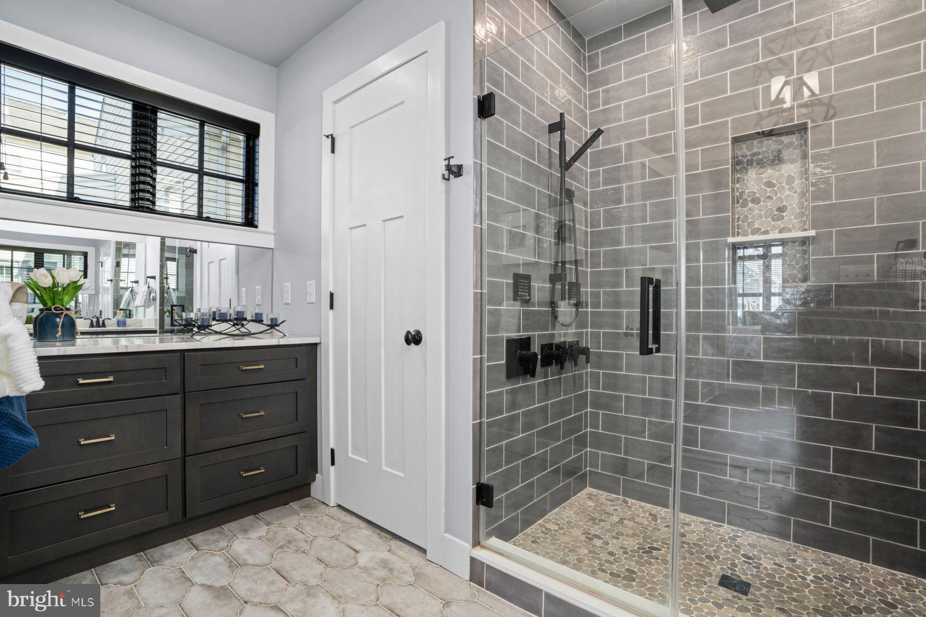 172 LAFAYETTE STREET