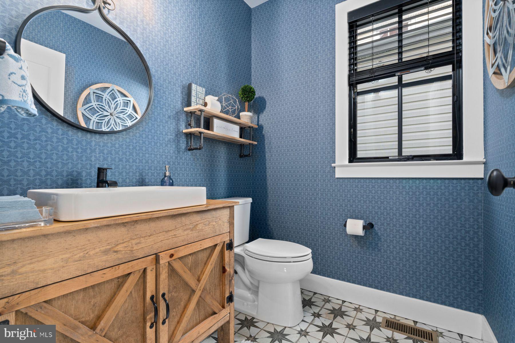 172 LAFAYETTE STREET