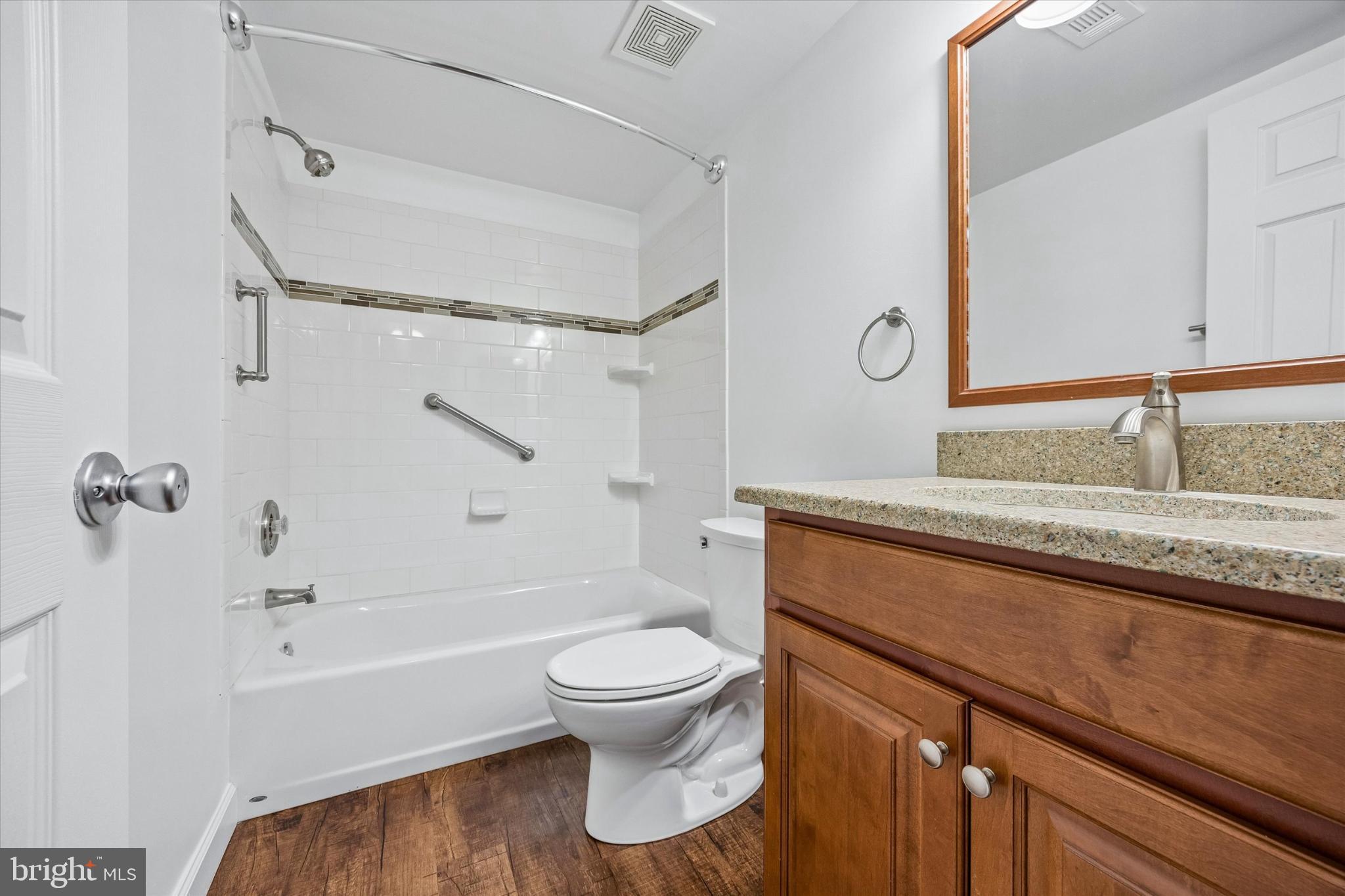 463 REDBUD COURT