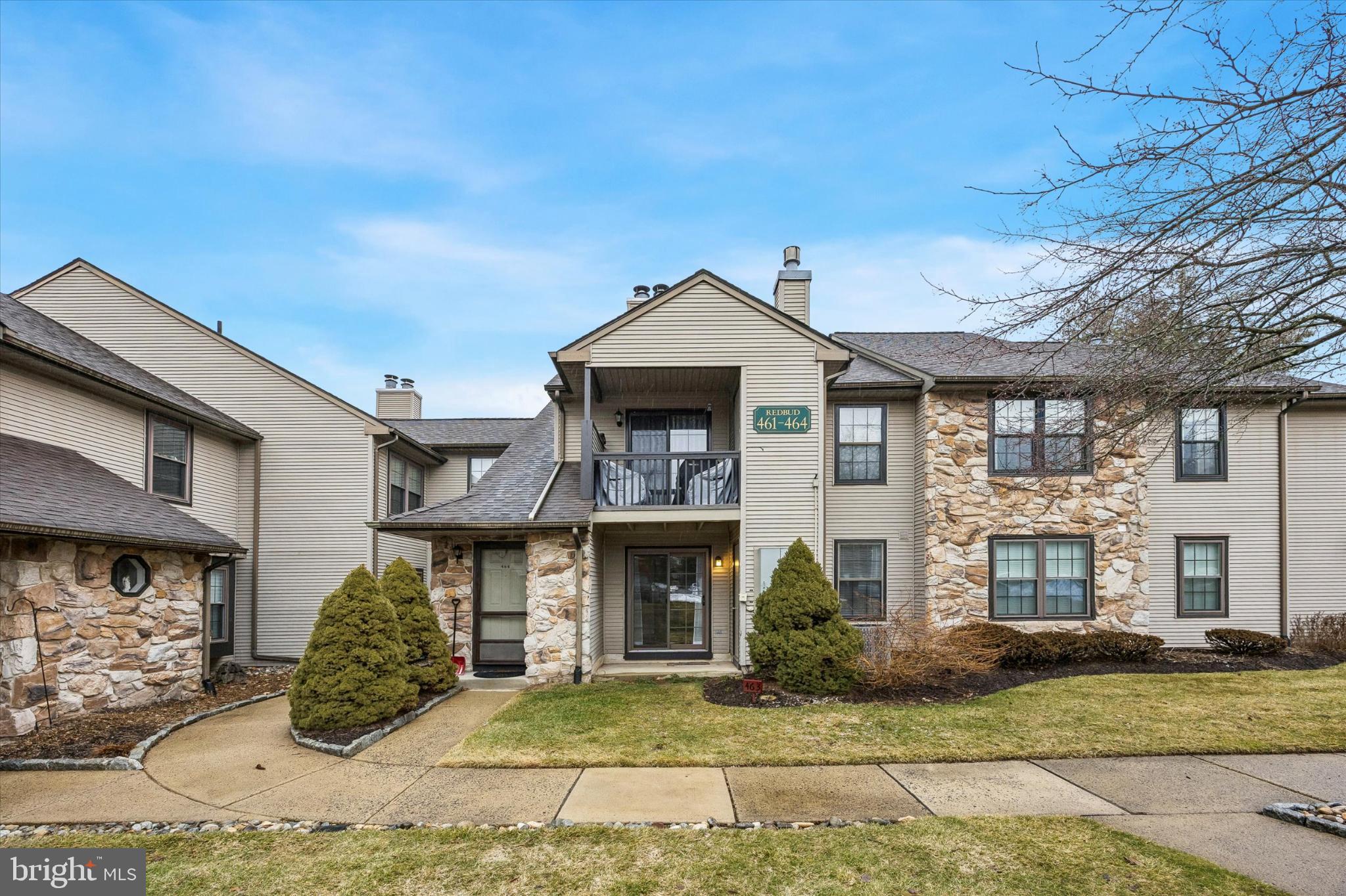 463 REDBUD COURT