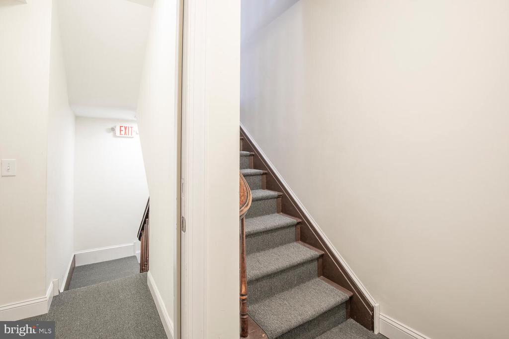 30 W STATE STREET B