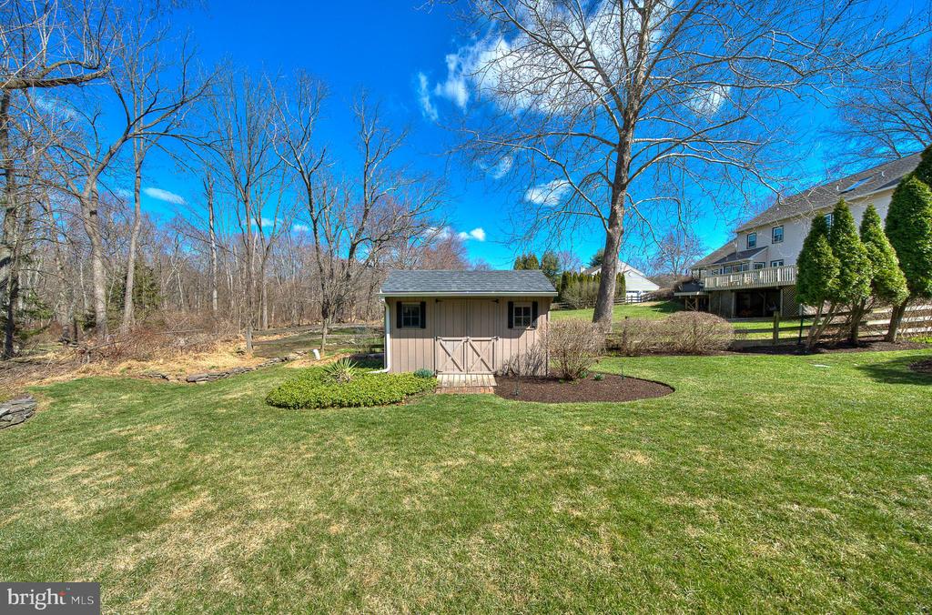 30 JOHN DYER WAY