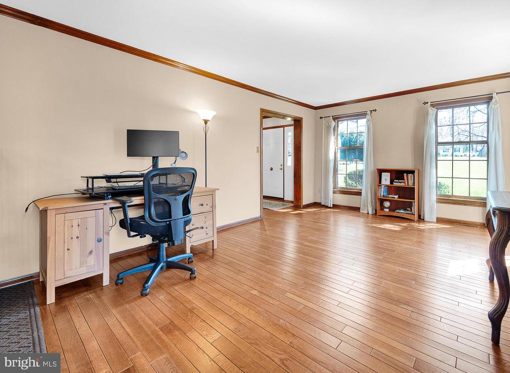 30 JOHN DYER WAY